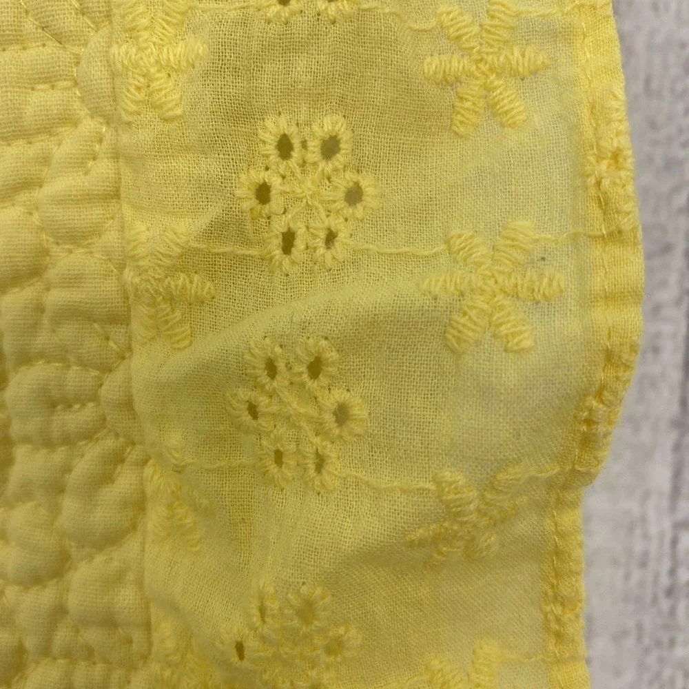 Shabby Chic Table Runner 14x72 Yellow Quilted Daisies Eyelet Trim 100% Cotton